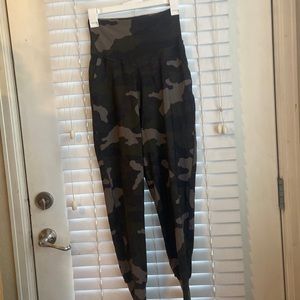 Aerie real me joggers